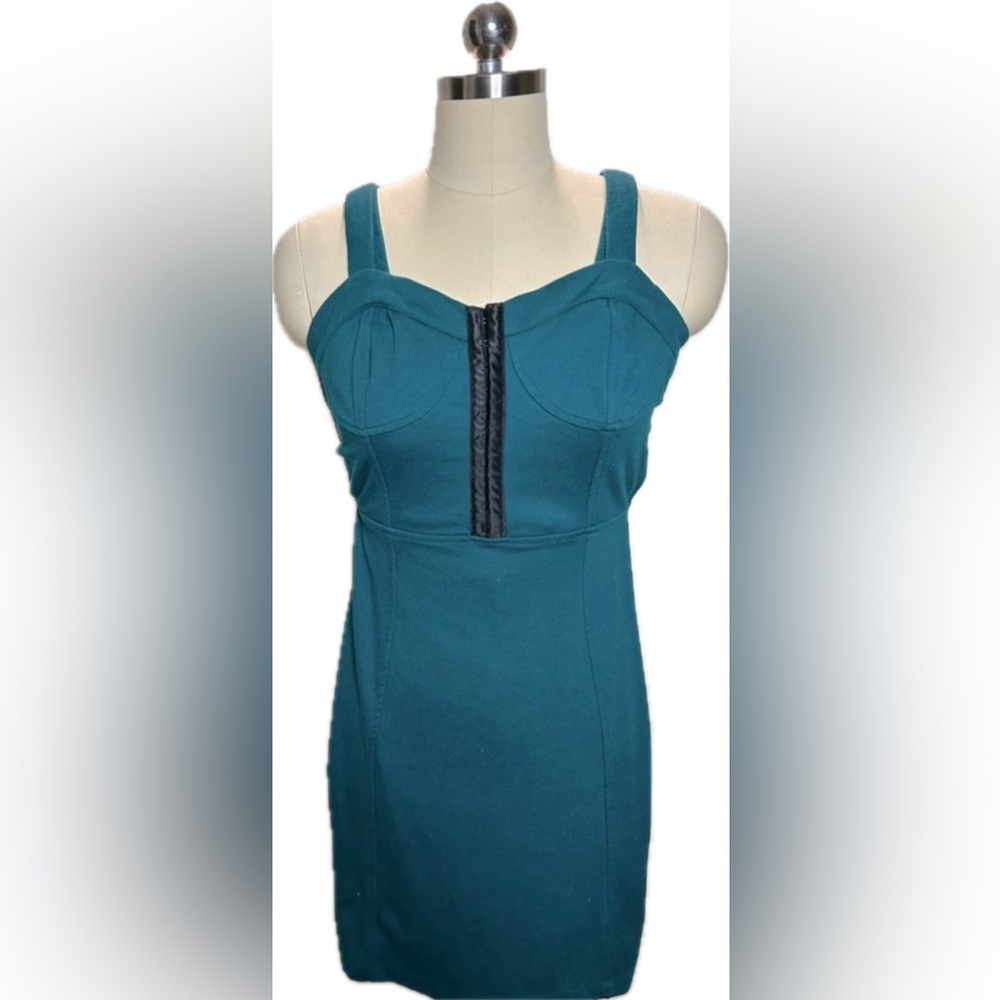 Forever 21- Forest green front clasp mini dress. Medium.